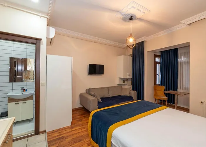 Opera House Taksim Hotel 3*