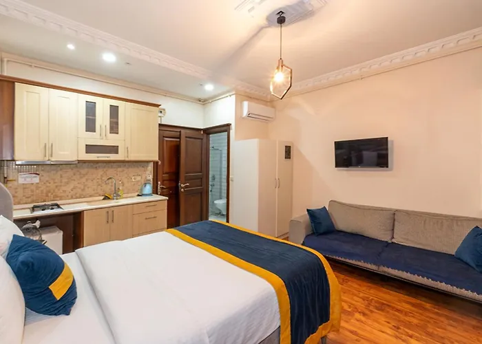 Opera House Taksim 3*