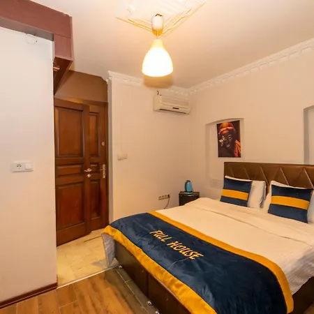 Opera House Taksim 3*