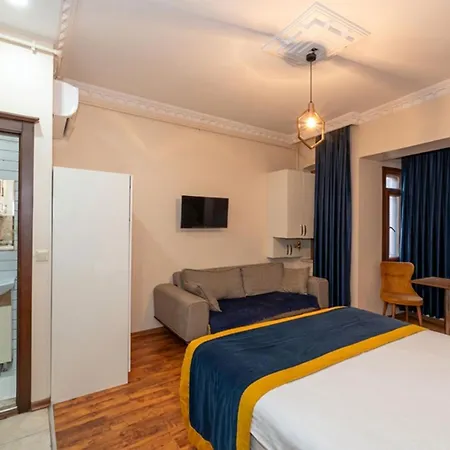 Opera House Taksim Hotel 3*